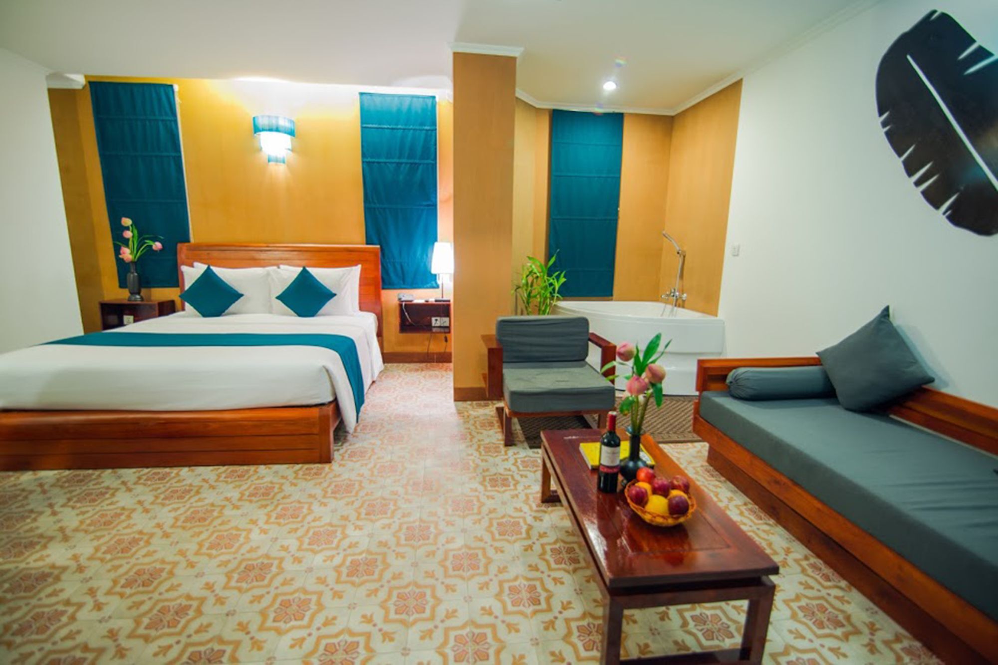 V Hotel Phnom Penh Exterior foto